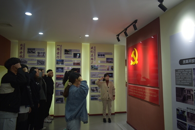 食环学院:开展“学党史,强信念,跟党走”主题党团日活动